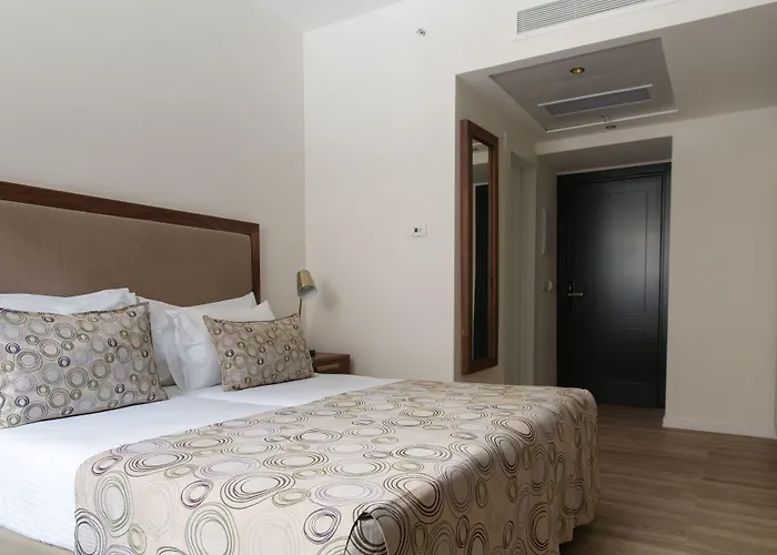 Montefiore Hotel By Smart Hotels