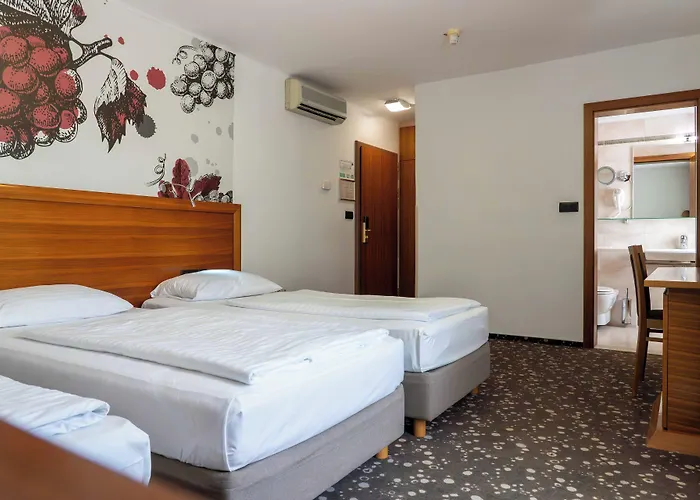 Hotel Piramida