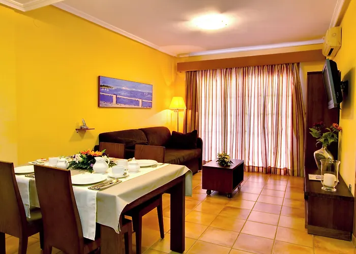 Aparthotel Ona Ogisaka Garden à Dénia