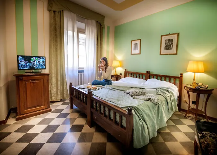 Park Hotel Regina - With Air-Condition And Outdoor Heated Pool