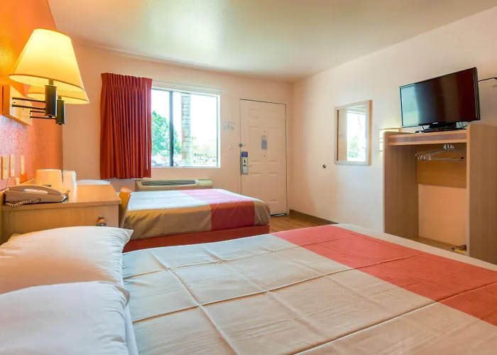 Motel 6-El Cajon, Ca - San Diego