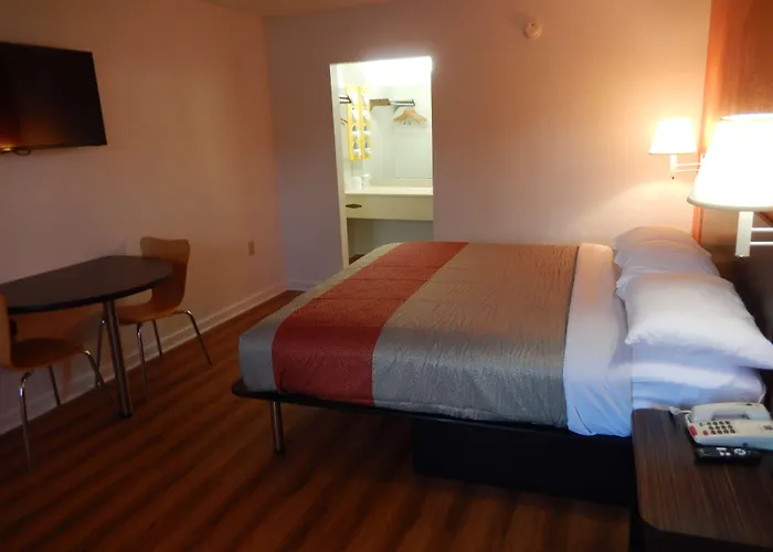 Motel 6-Warner Robins, Ga