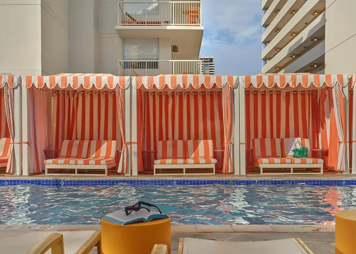 The Ambassador Hotel Of Waikiki, Tapestry Collection By Hilton