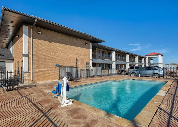 Surestay Hotel By Best Western Terrell