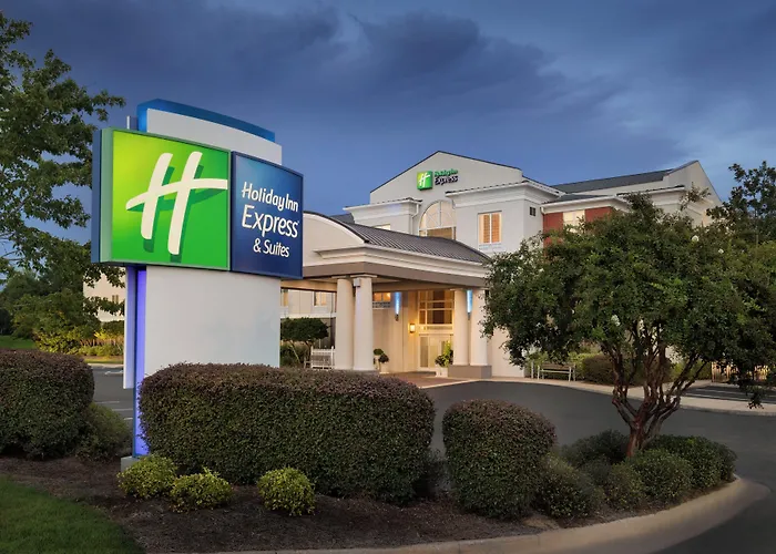 Holiday Inn Express & Suites Auburn - University Area By Ihg
