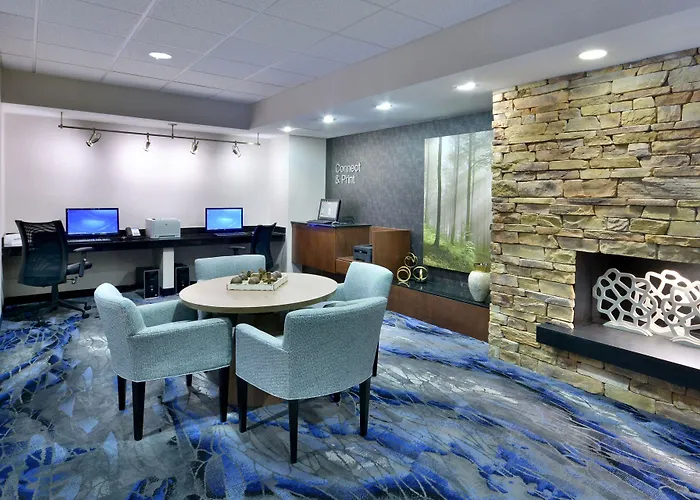 Fairfield By Marriott Inn & Suites Charlottesville North