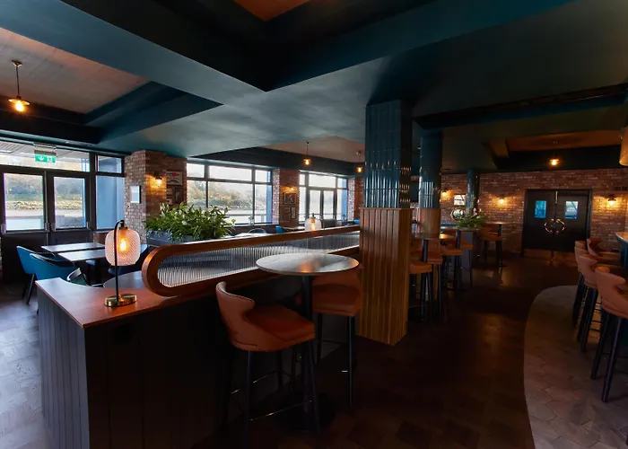 Waterford Marina Hotel