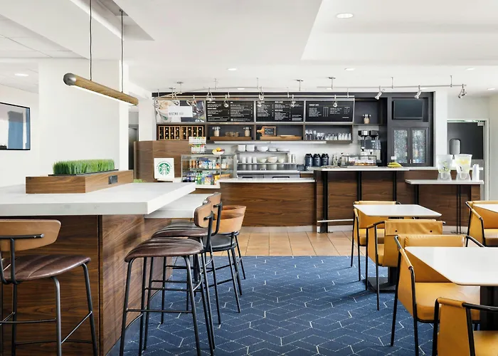 Courtyard By Marriott Concord