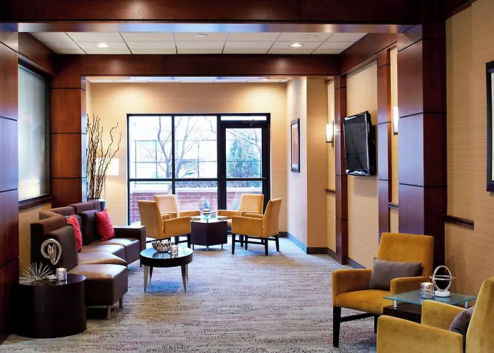 Courtyard By Marriott Bloomington Mall Of America