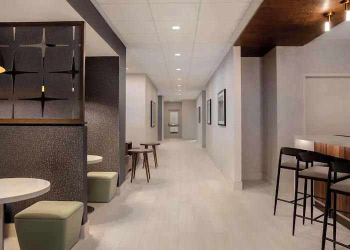 Hampton Inn By Hilton Winnipeg Downtown