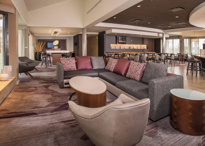 Courtyard By Marriott Baltimore BWI Airport