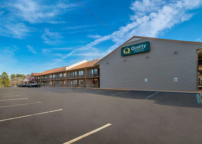 Quality Inn & Suites Corinth West