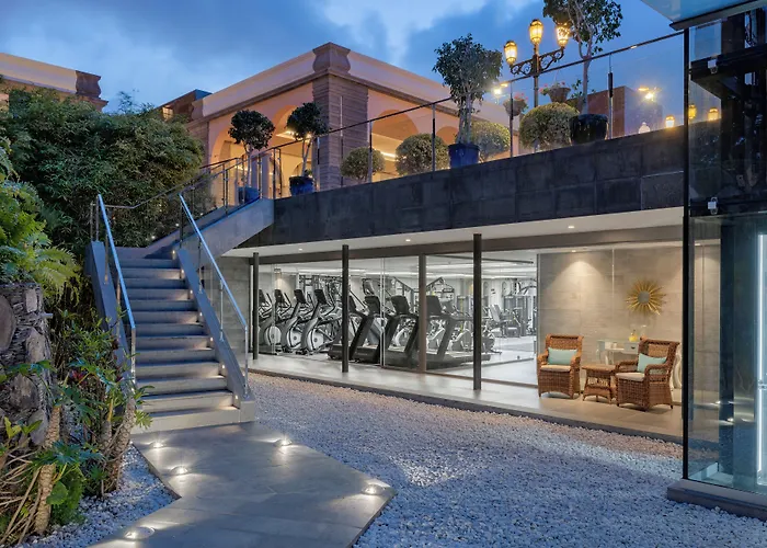 Santa Catalina, A Royal Hideaway Hotel - Gran Lujo