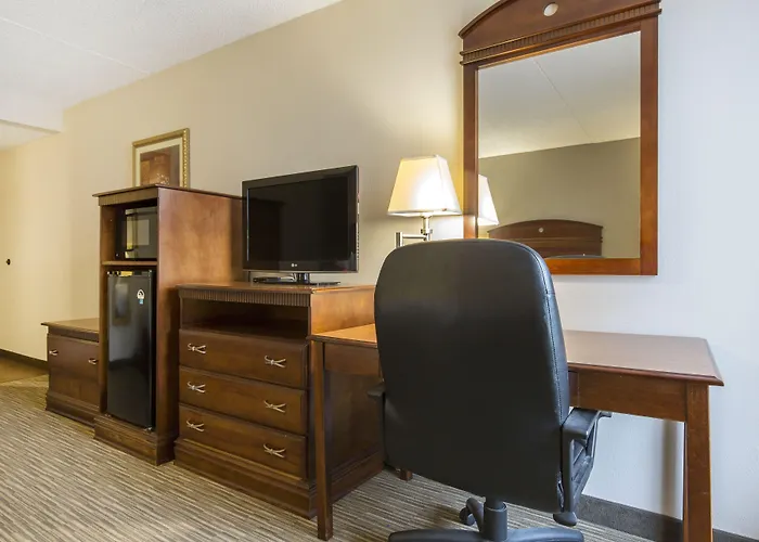 Greenstay Hotel & Suites Central