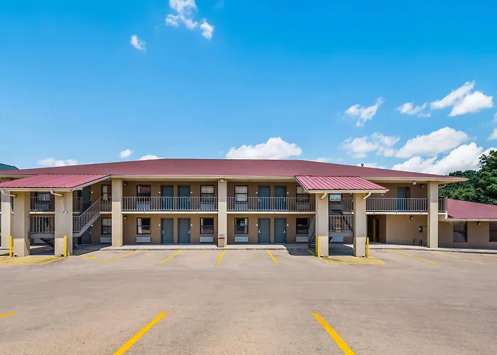 Quality Inn & Suites Hot Springs-Lake Hamilton