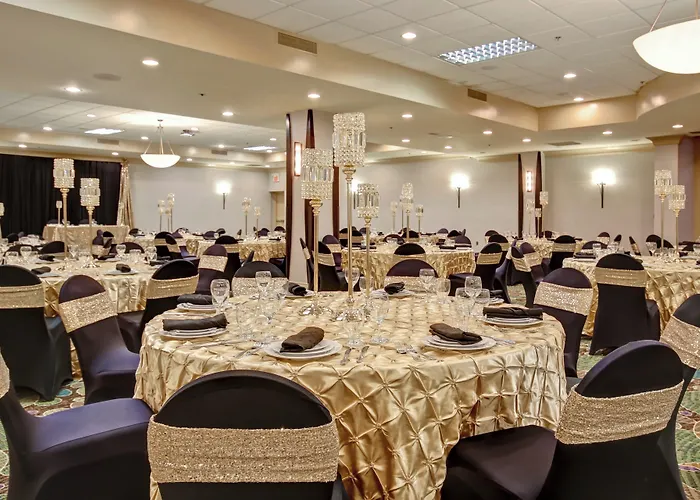 Holiday Inn Windsor - Ambassador Bridge By Ihg