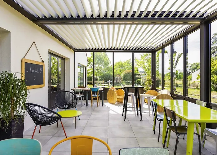 Greet Hotel Angouleme