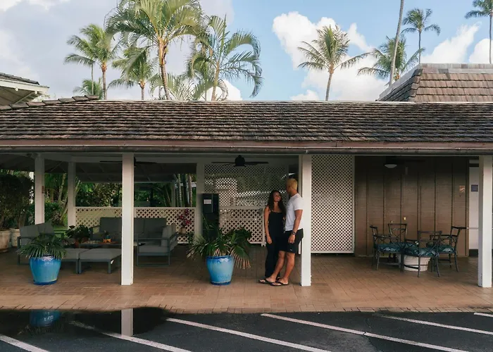 Plantation Hale Suites