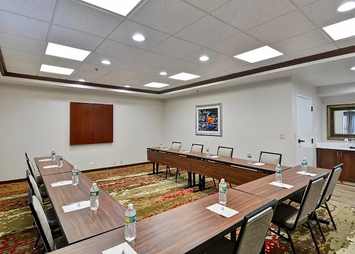 Hampton Inn Albany-Wolf Road