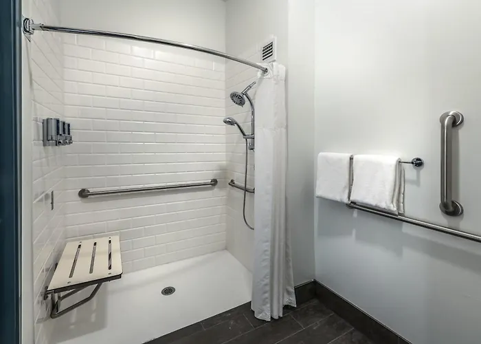 Four Points By Sheraton Anchorage Downtown