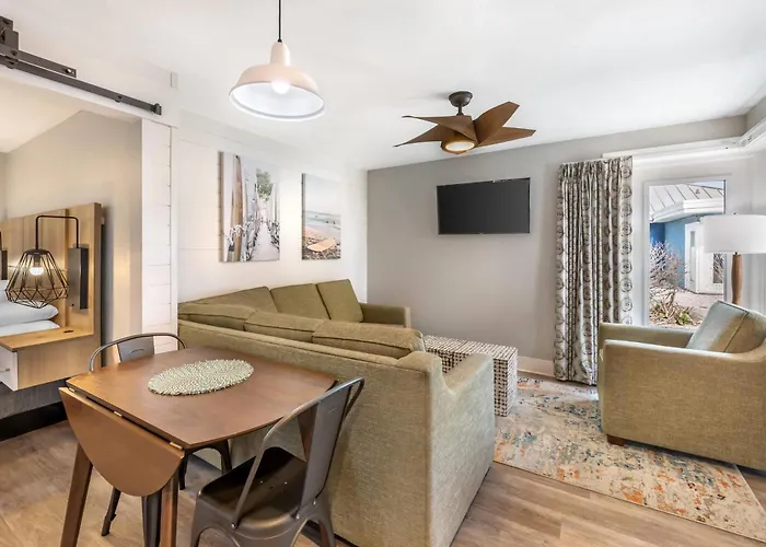 Coconut Palms Beach Resort Ii, An Ascend Collection Hotel