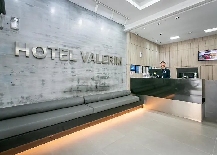 Hotel Valerim Itajai / Navegantes