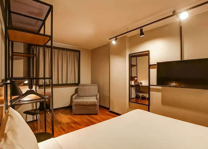 Ibis Copacabana Posto 2