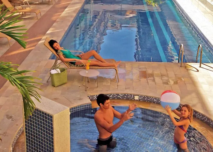 Malibu Palace Hotel