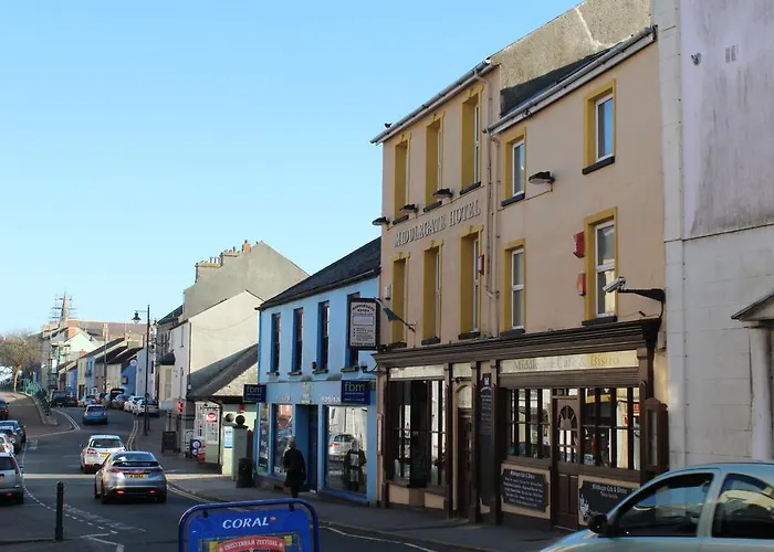 Middlegate Hotel