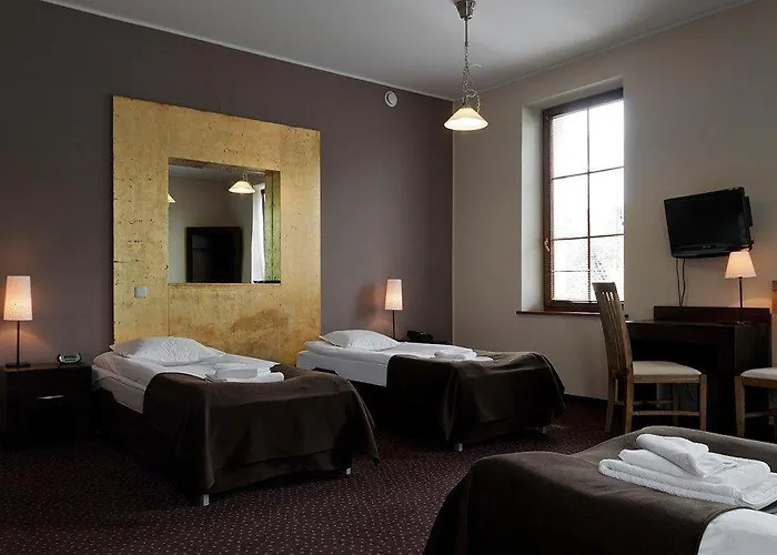 A' Propos Hotel, Restauracja, Club
