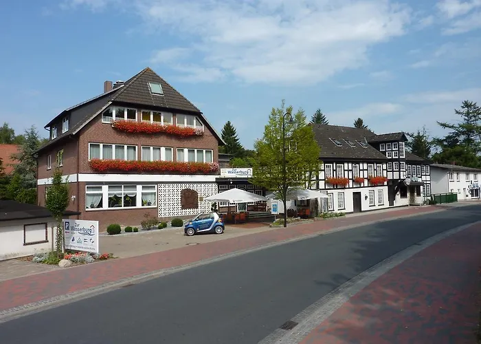 Akzent Hotel Zur Wasserburg - Hotel Garni bed&breakfast