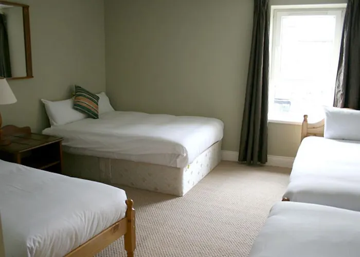 Parliament Inn