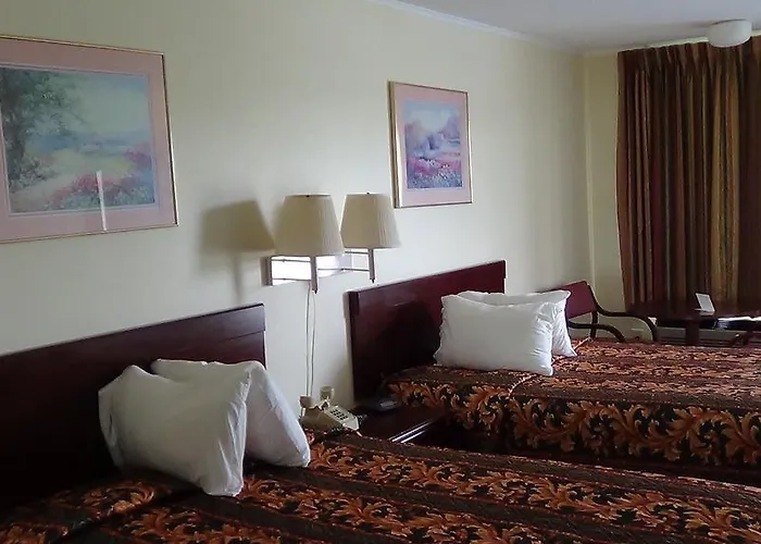Interstate Inn Johnson City