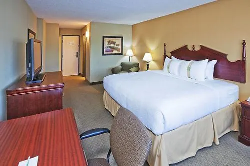The Hotel At Wichita Falls