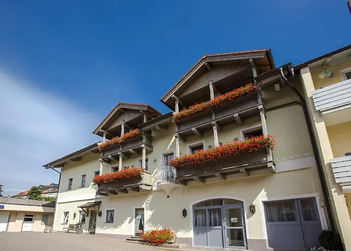 Hotel Hoelzer Braeu By Lehmann Hotels