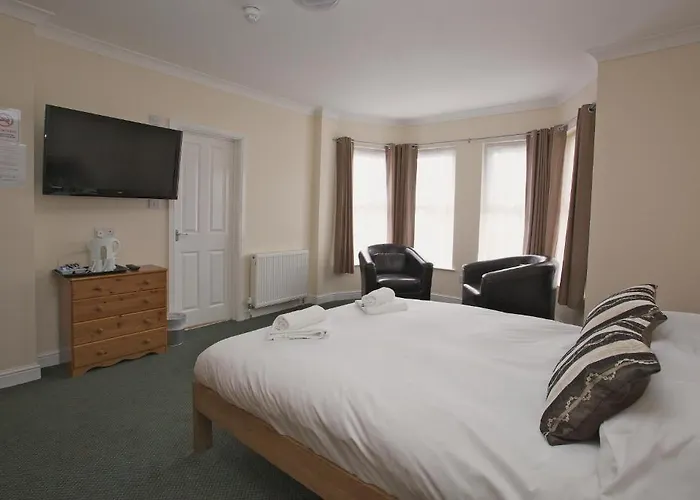 All Seasons Lodge Hotel