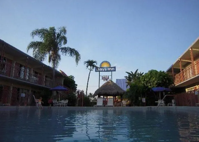 Days Inn By Wyndham West Palm Beach