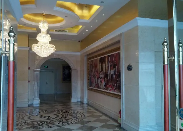 Vienna Hotel Longgang Longdong