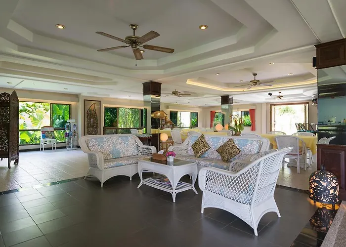 Pen Villa Hotel, Surin Beach - SHA Extra Plus