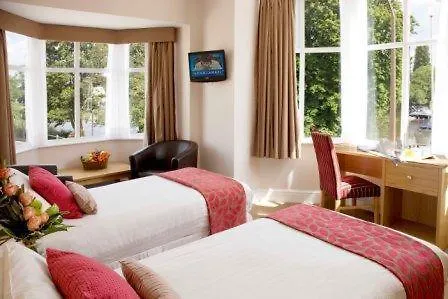 Harrisons Hotel