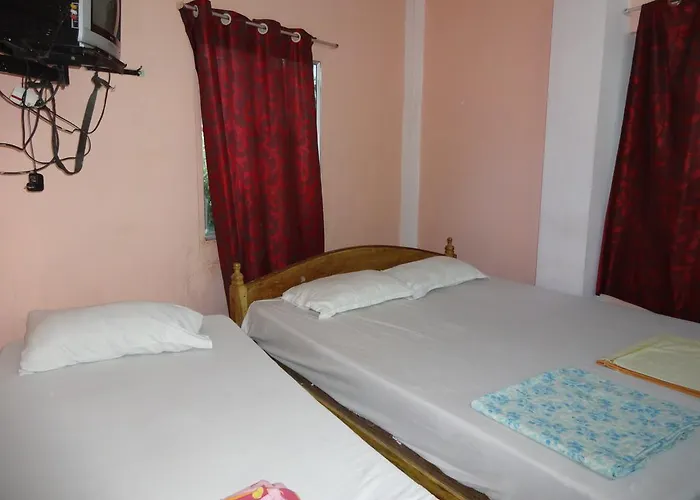 Hotel Lalaji Bayview