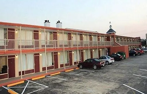 Travelers Inn Norfolk