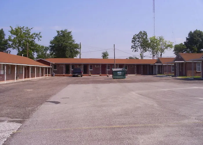 Crestview Inn