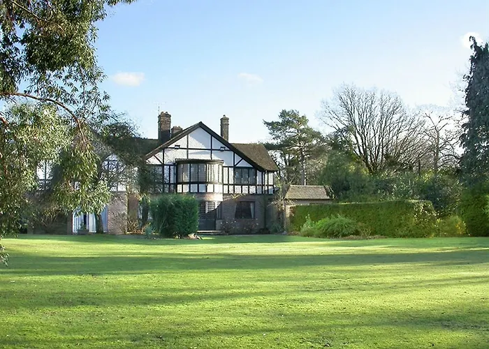 Cisswood House