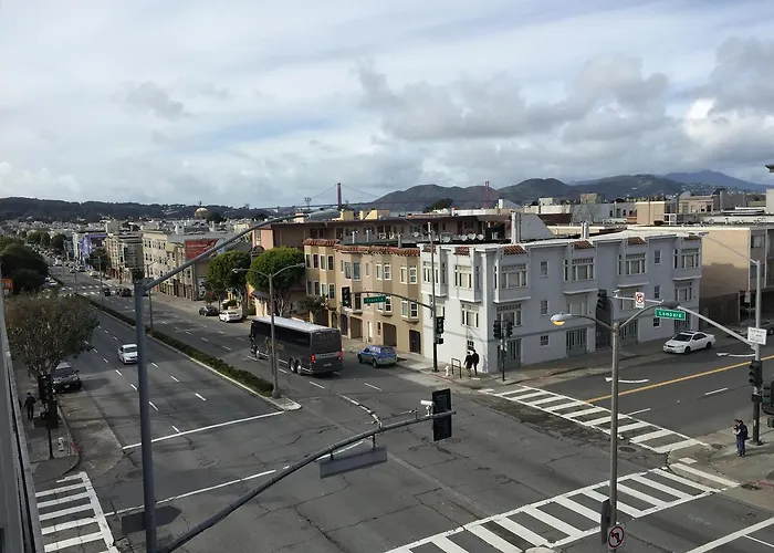 Lombard Inn