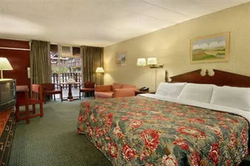 Days Inn And Conference Center