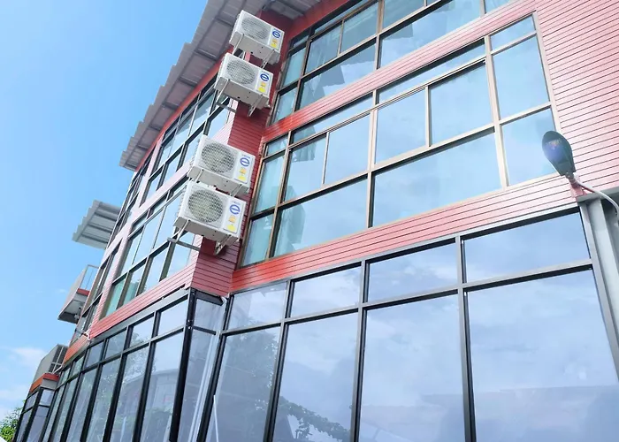 A Plus Deluxe Hotel