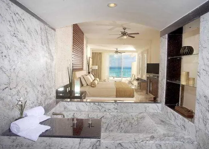 Unik Island Resort & Spa Isla Mujeres