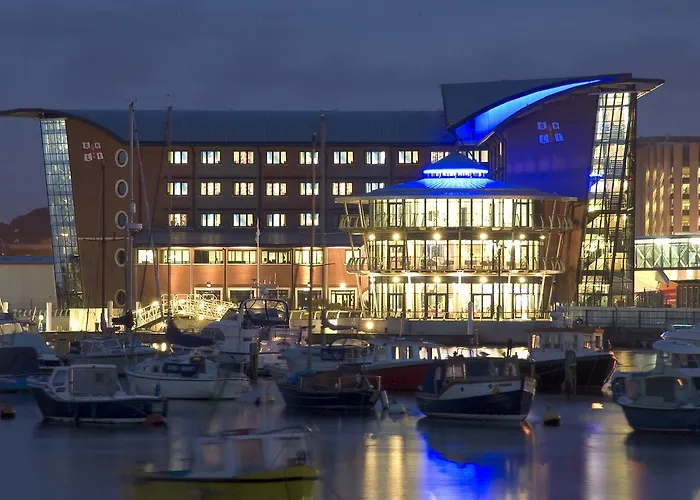 Rnli College
