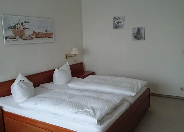 Hotel und Restaurant Rabennest am Schweriner See